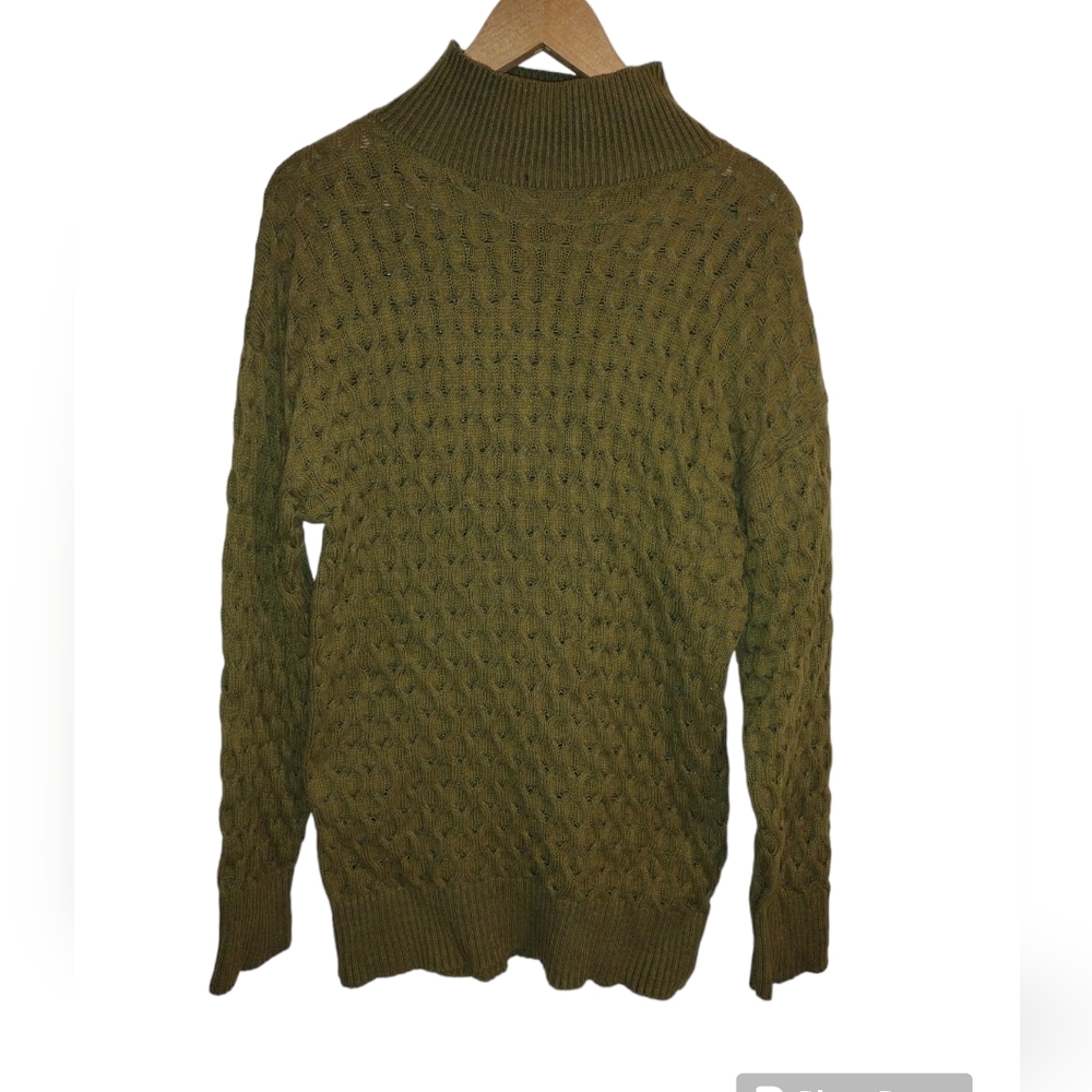 Knox Rose moss green mock turtleneck sweater